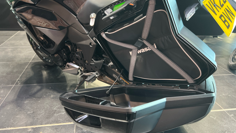 Kawasaki Ninja ZX1002KNSAN (22MY)